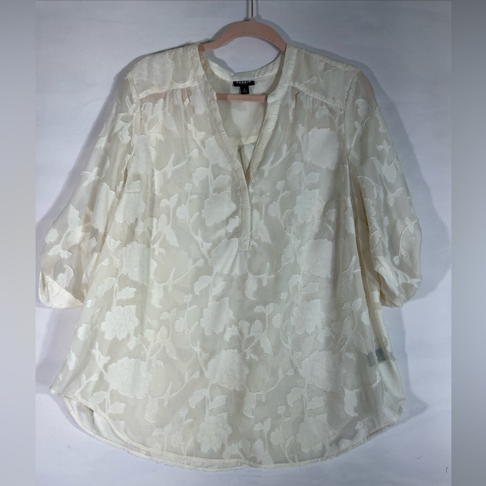 TORRID HARPER SHEER FLORAL BLOUSE WOMEN 1X CREAM ROLL‎ TAB SLEEVE TUNIC GRANDMA